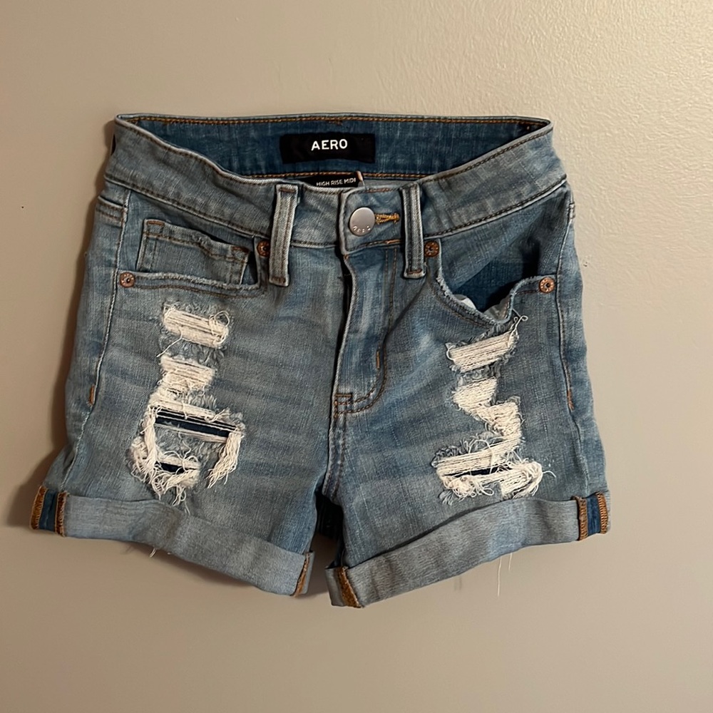 Aéropostale high rise midi denim shorts. size 0